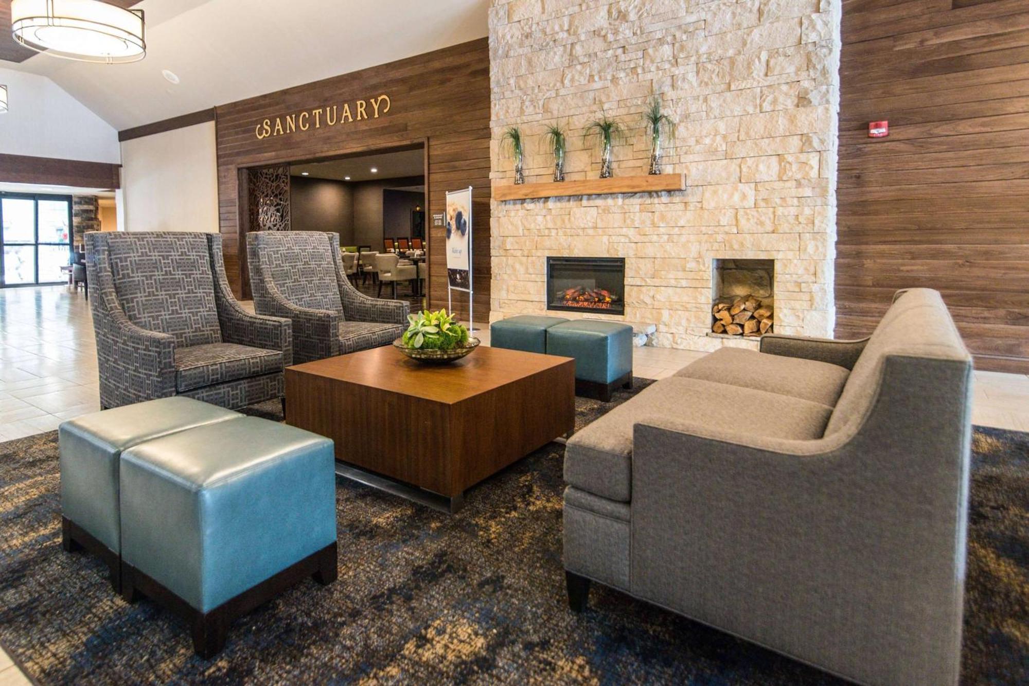 Wyndham Garden Westlake Εξωτερικό φωτογραφία